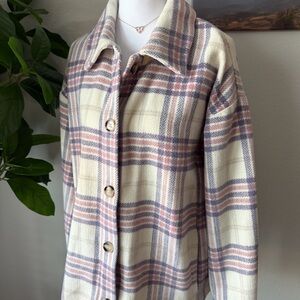 Chic Plaid Utility Jacket in Cream and Pink